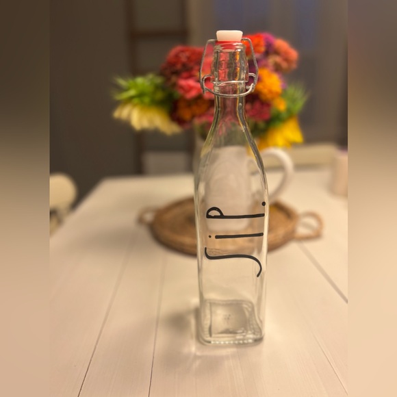 Bouteille En Verre Rae Dunn "Breathe" - Verre Décoré Avec Bouchon - Occasion